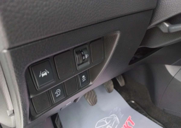 Nissan Qashqai cena 63900 przebieg: 72000, rok produkcji 2016 z Międzyzdroje małe 407